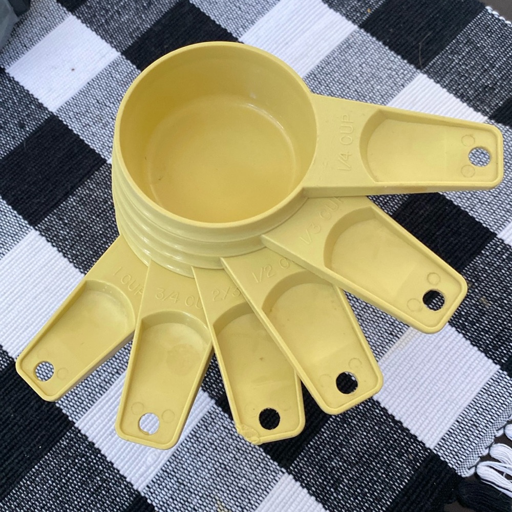 Vintage Tupperware measuring cups